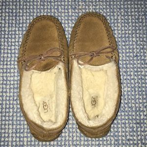 Ugg slippers